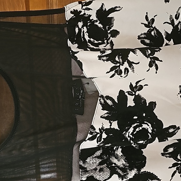 NWT Barbie pink Trixie clothing company woman's short dress in size M - Picture 2 of 7